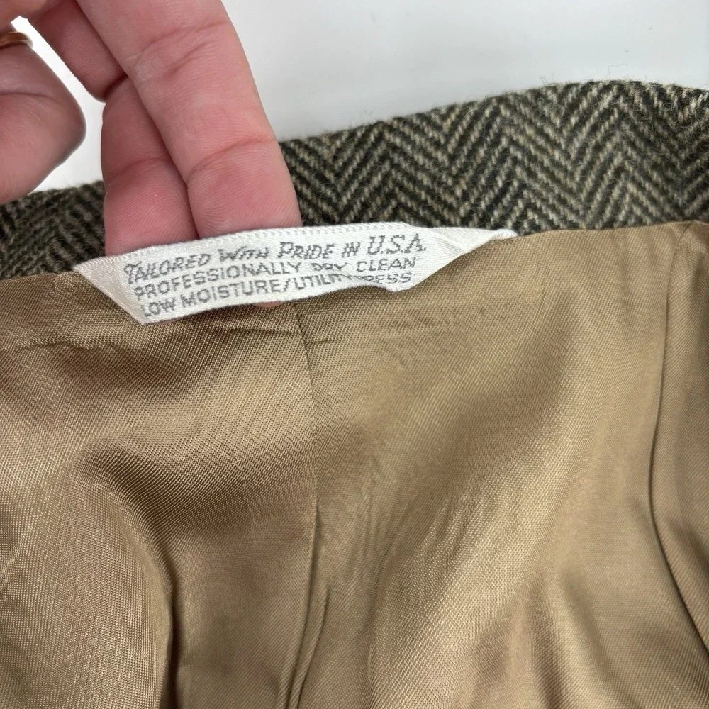 Lands End Sport Coat Blazer Mens 40R Brown Lambs Wool Herringbone‎ Two Button